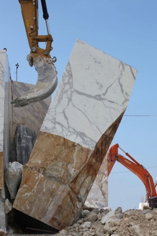 Stone Men Marmor, Stein und starke Männer (2020)
