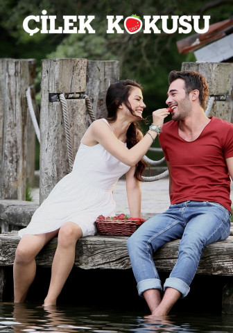 Çilek Kokusu - Strawberry Smell (2015)
