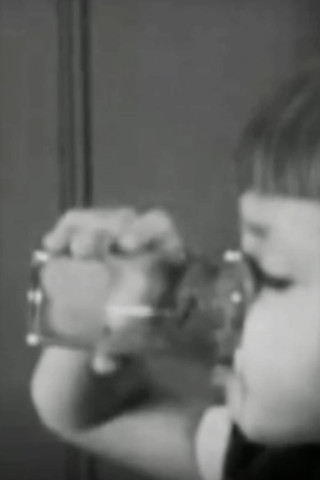 Kitty Cleans Up (1949)